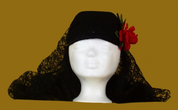 Mantilla, Spitze mit Stoffrose